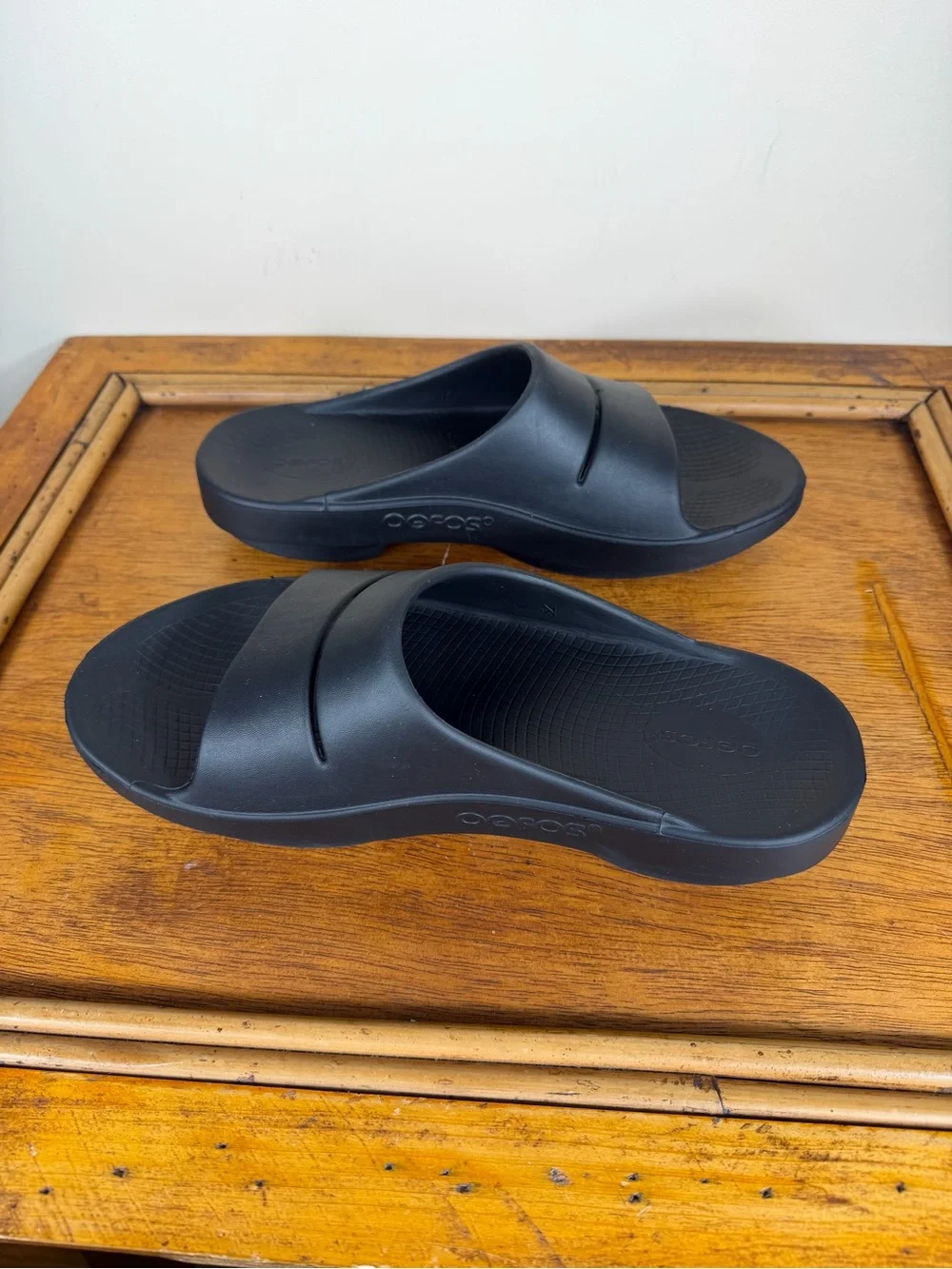 OOFOS OOahh Men’s Recovery Slide Sandals Black Size 10
